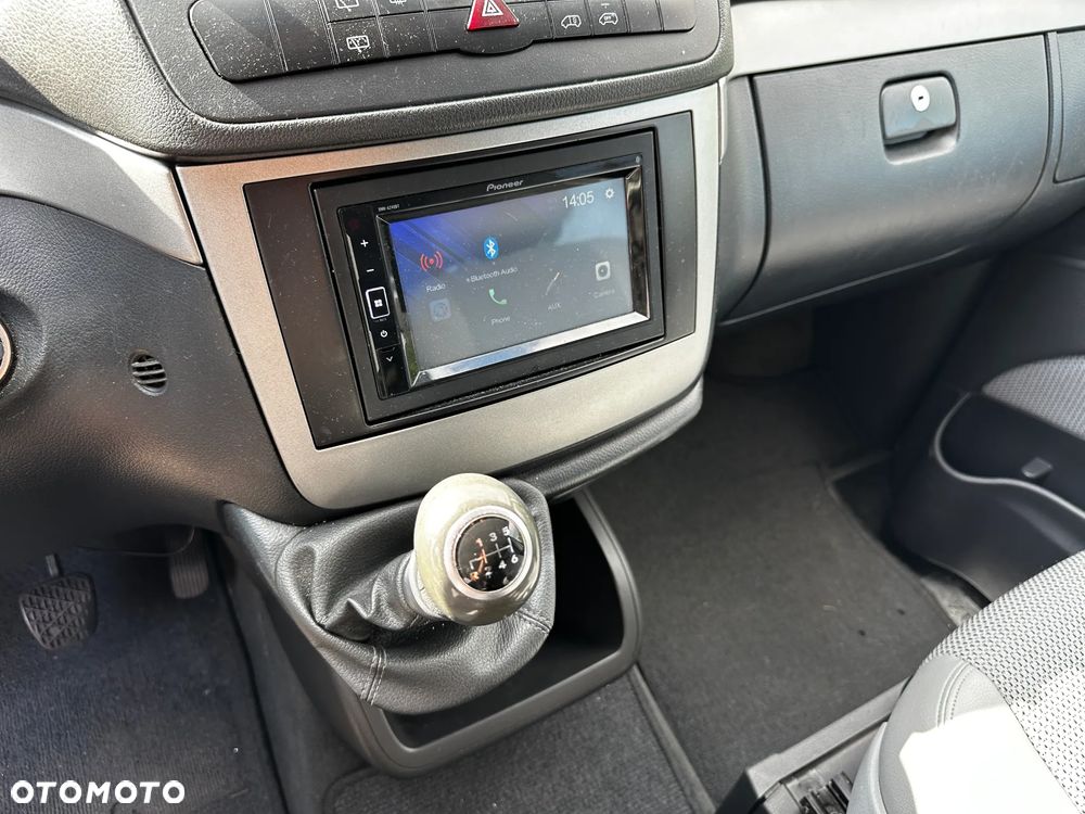 Mercedes-Benz Viano - 10