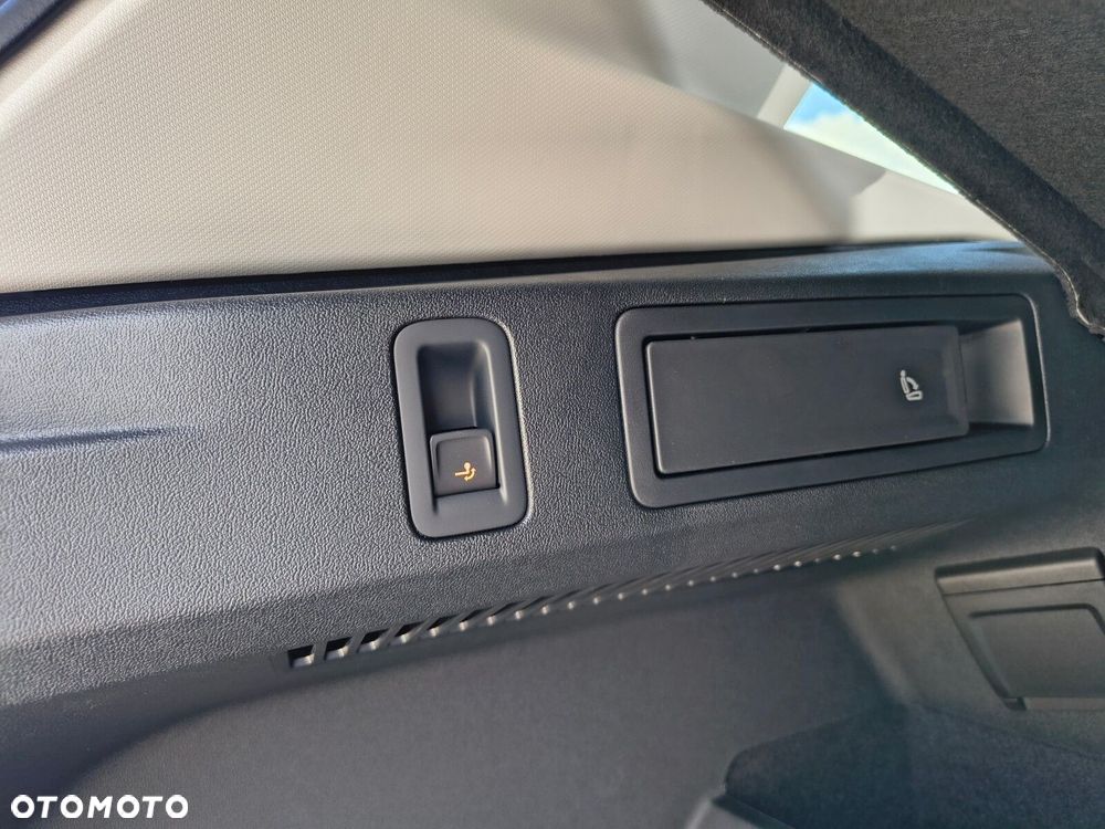 Volkswagen Tiguan 1.5 eTSI Life Plus DSG - 9