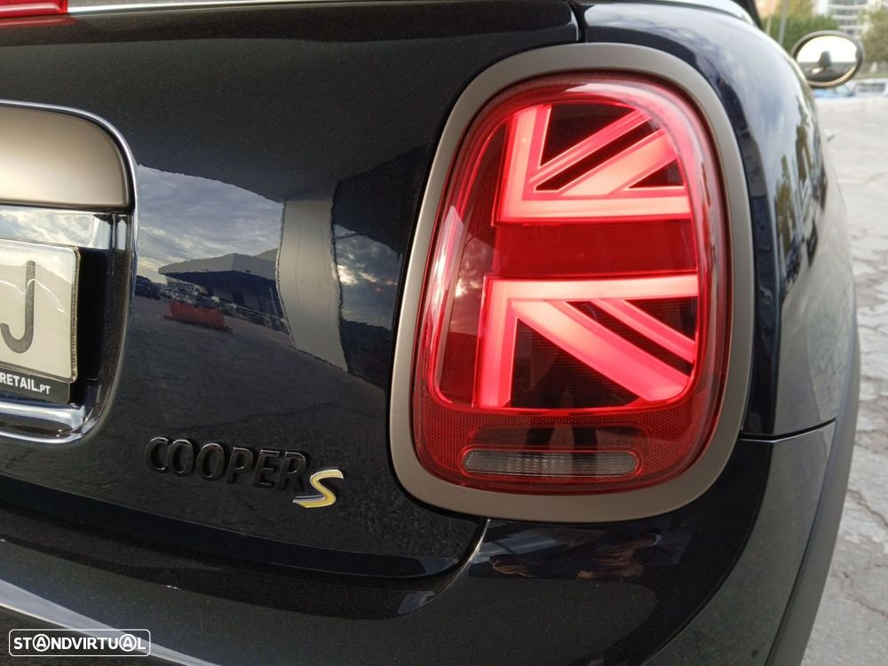 MINI Cabrio Cooper SE - 33