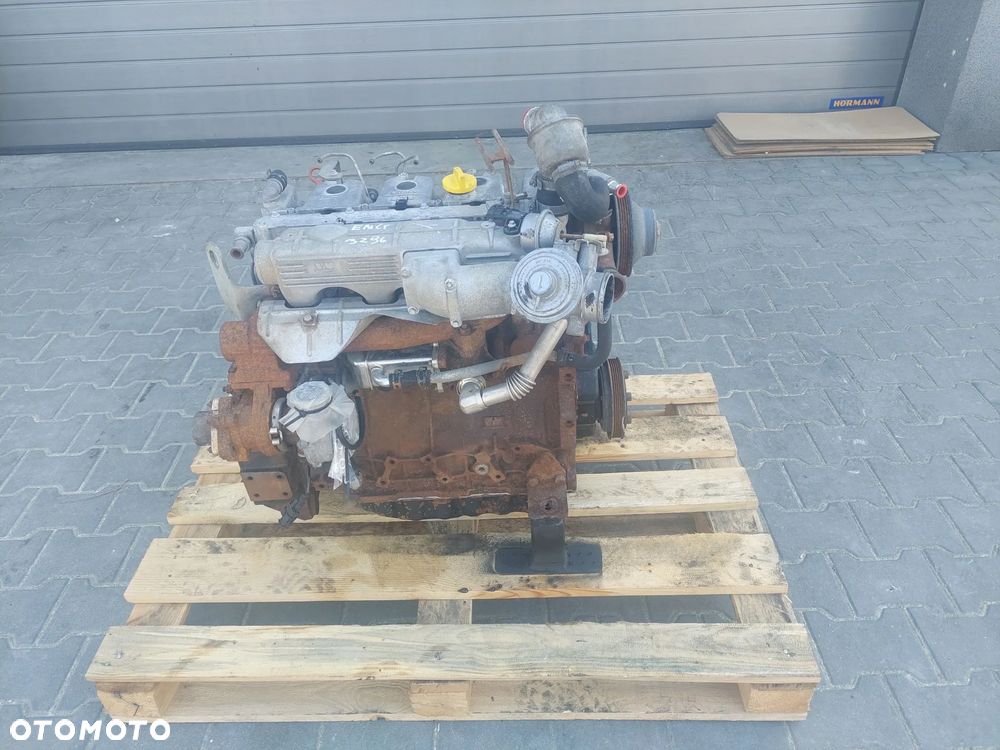 Silnik spalinowy VM MOTORI 05D/9 05D R754EU5 Engine Zamiatarka Jonhston Scarab Hyster - 1