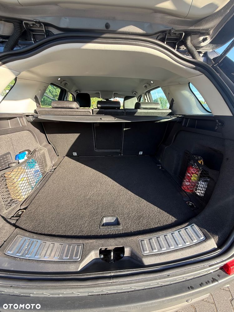 Land Rover Discovery Sport 2.0 TD4 SE - 27