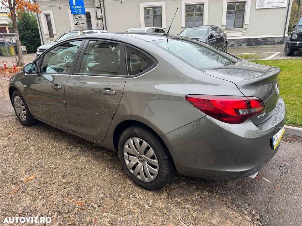 Opel Astra 1.4 Turbo ECOTEC Cosmo - 3