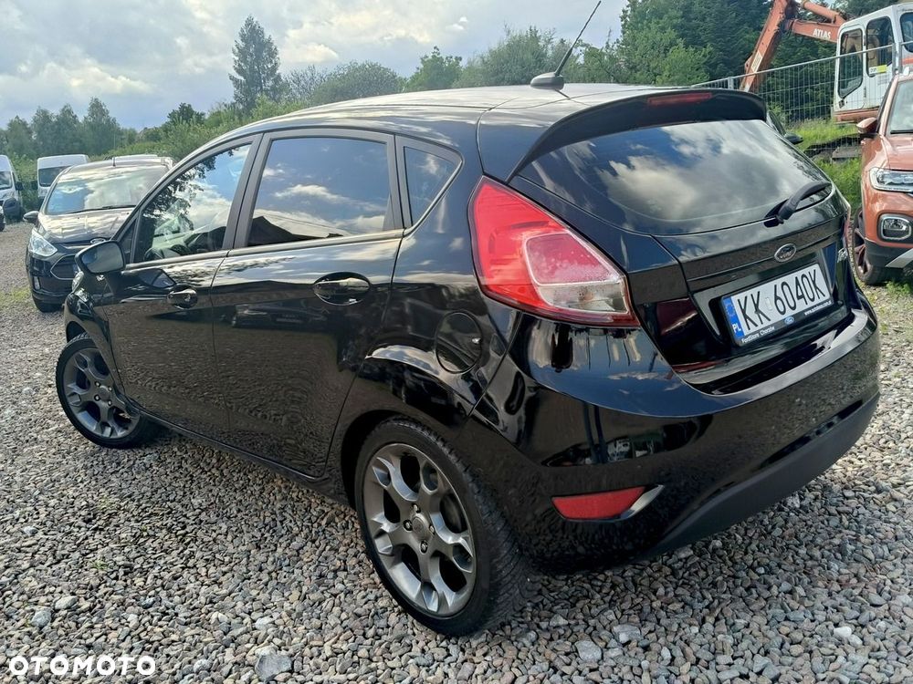 Ford Fiesta - 4