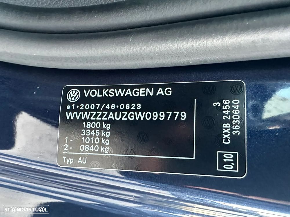 VW Golf 1.6 TDi R-Line - 28