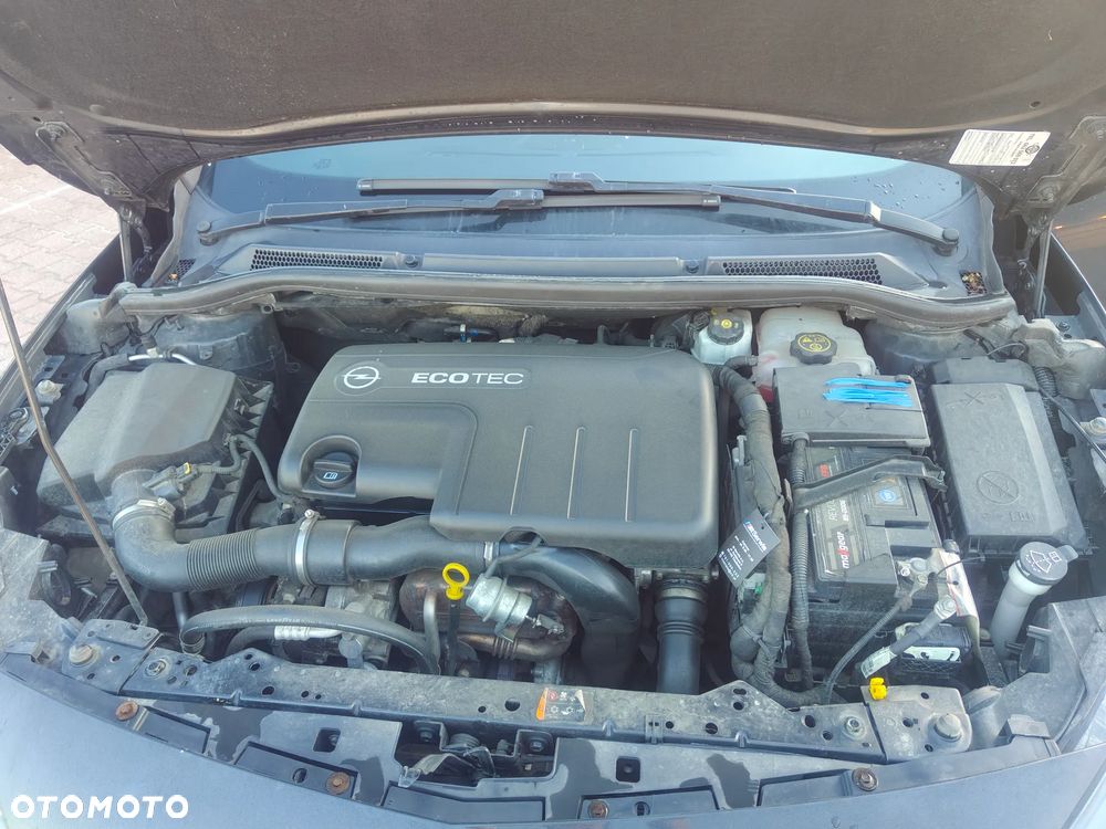 Opel Astra 1.7 CDTI DPF ecoFLEX Start/Stop - 10