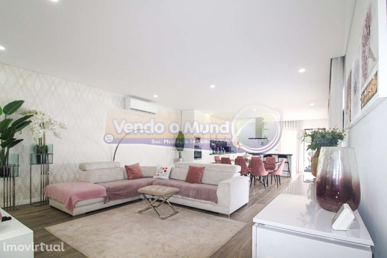 Moradia T4 em Salvaterra de Magos (S537) - Grande imagem: 4/46