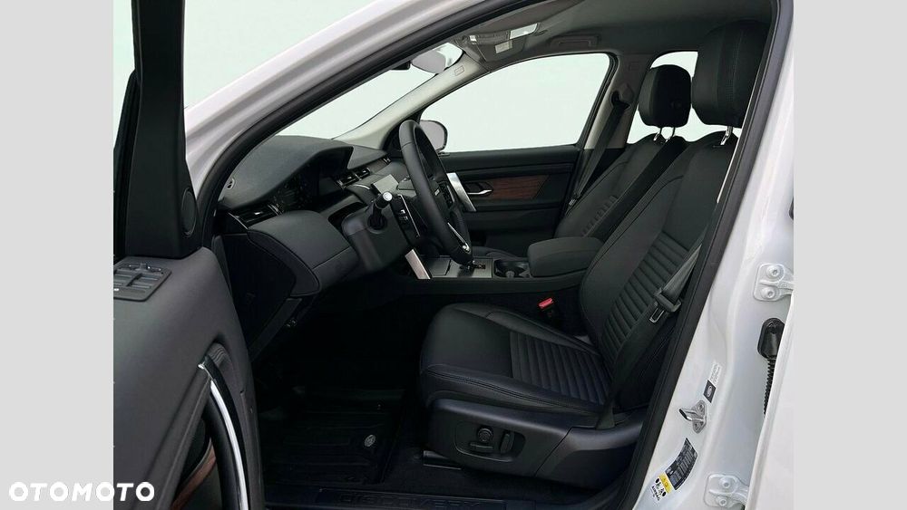 Land Rover Discovery Sport - 12