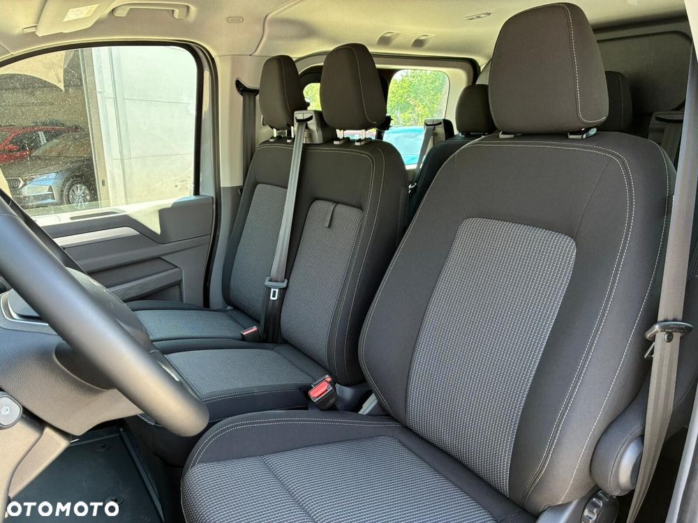 Volkswagen Transporter Furgon PLUS Edition/6-cio osob./AUTOMAT (L2) 2.0 TDI 170KM, r.o. 3500 mm - 17