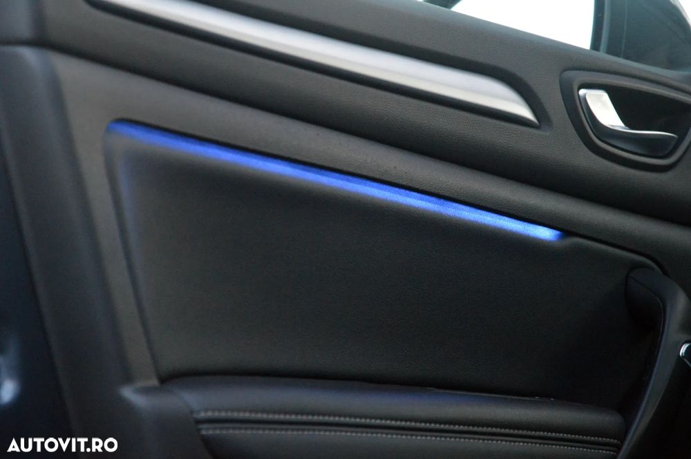 Renault Megane BLUE dCi 115 EDC INTENS - 32