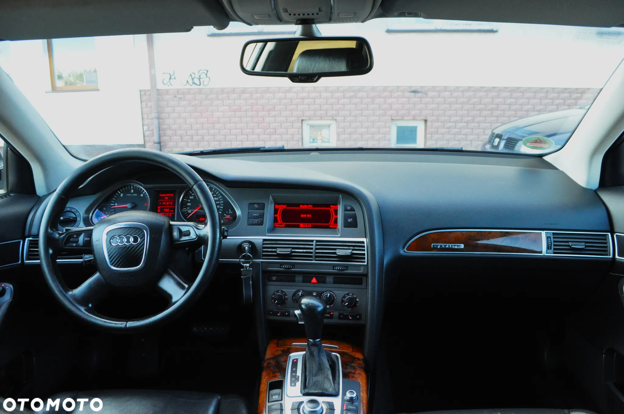 Audi A6 - 12