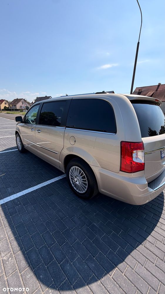 Chrysler Town & Country 3.6 Limited - 3