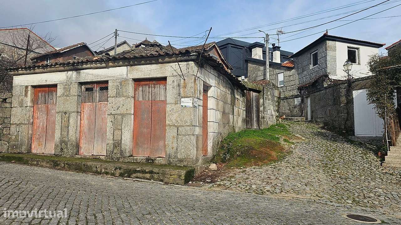 Moradia T2 para venda - Grande imagem: 2/11
