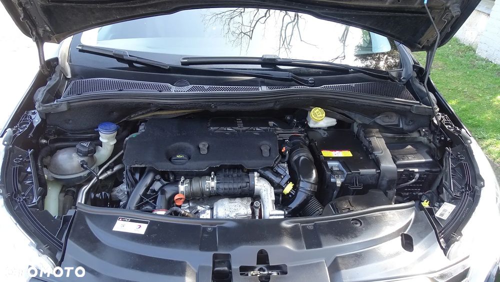 Peugeot 2008 e-HDi FAP 92 STOP & START Active - 24