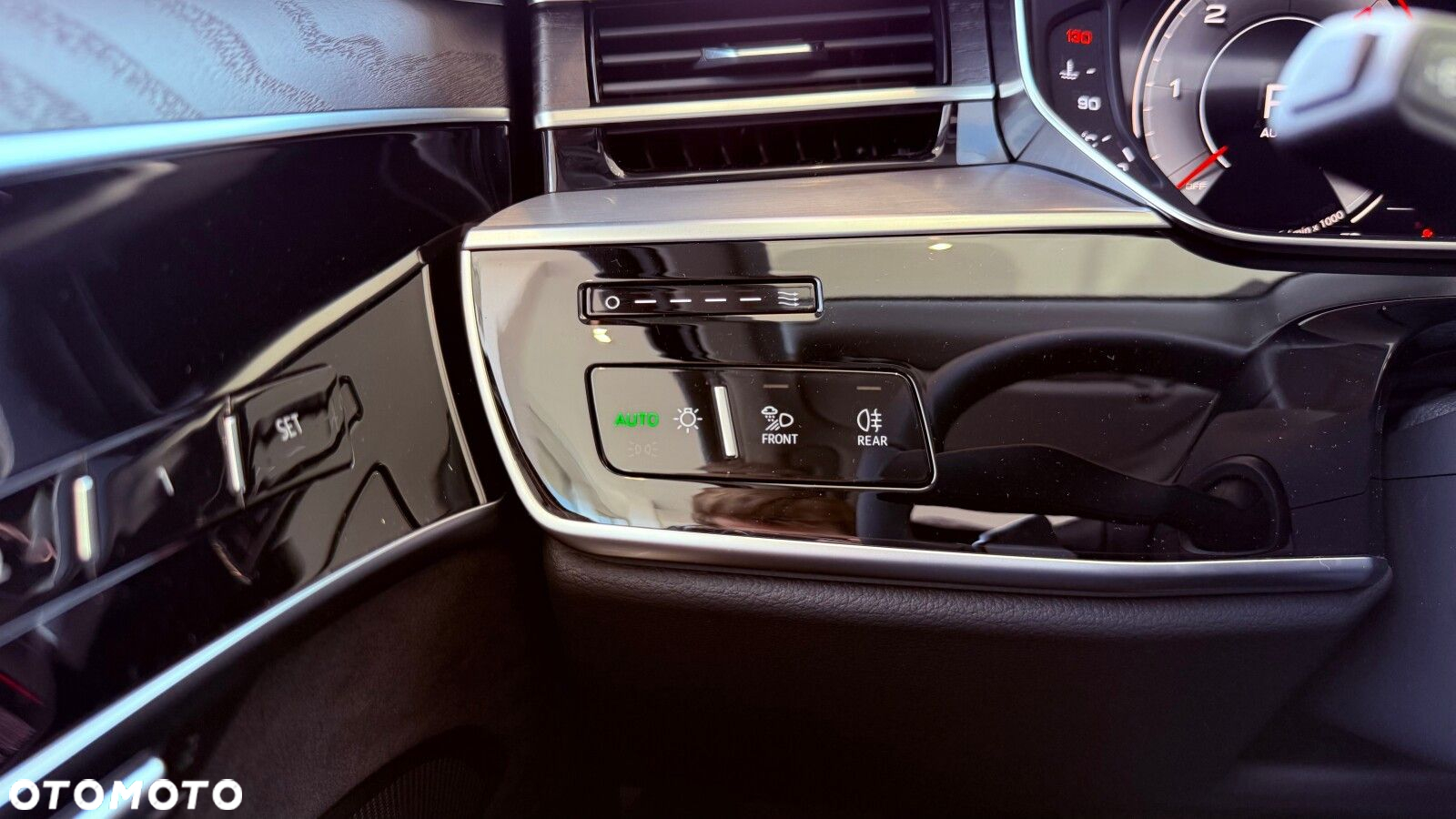 Audi A8 - 24
