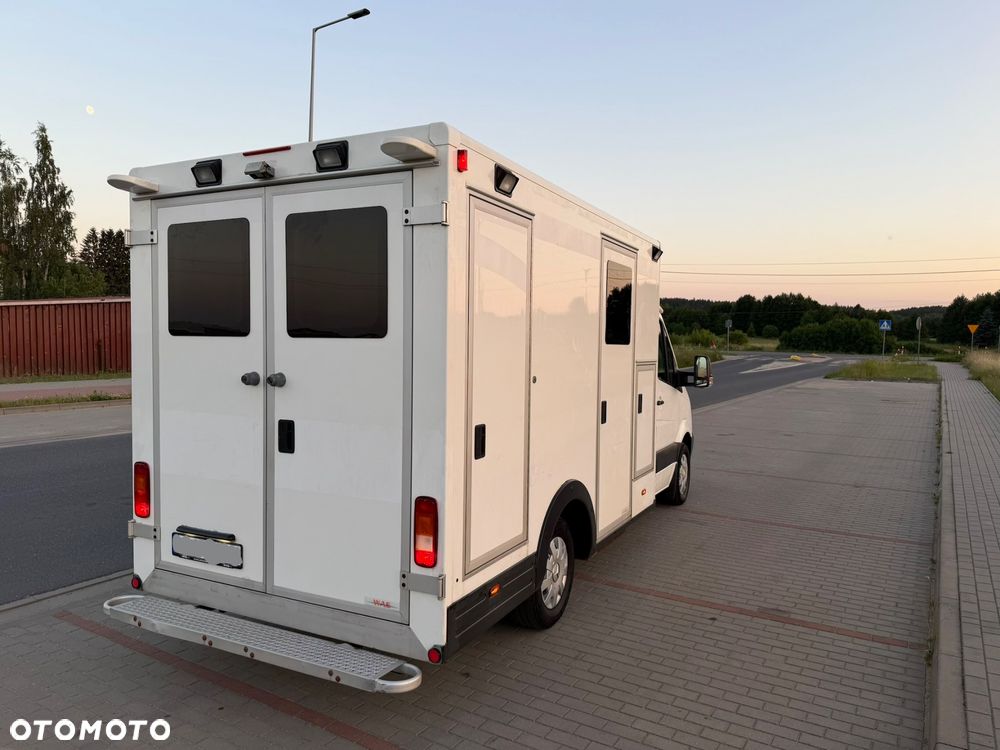 Mercedes-Benz Sprinter - 5