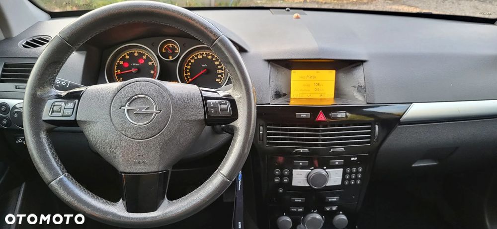 Opel Astra III 1.6 Enjoy - 21