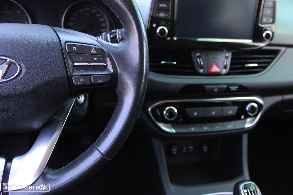 Hyundai i30 1.6 CRDI STyle - 11
