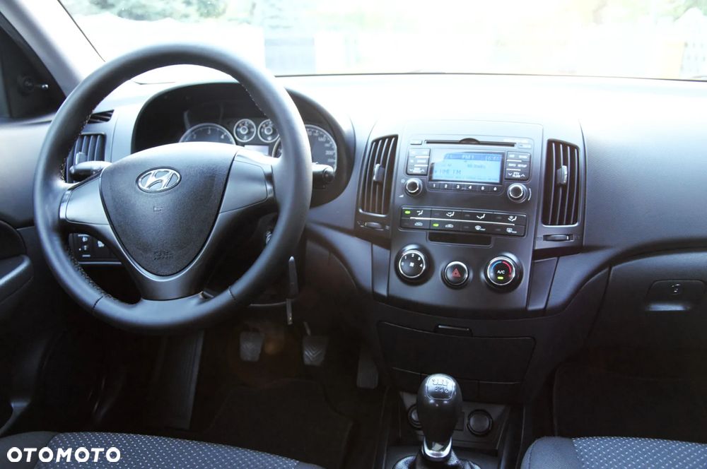 Hyundai i30 1.6 CRDi Comfort EU5 - 28