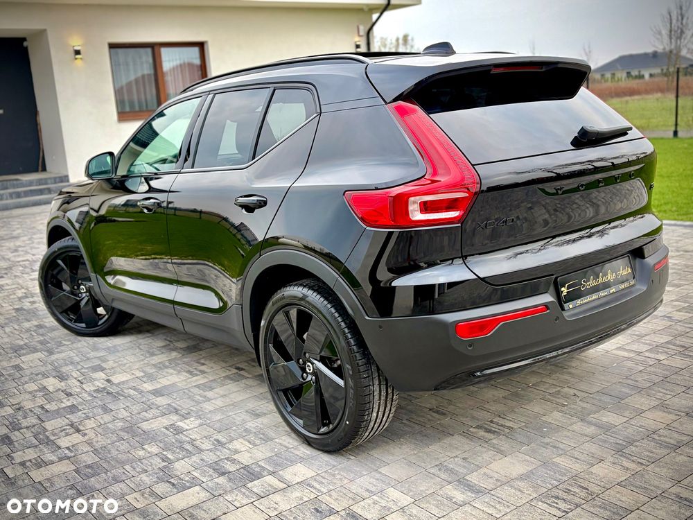 Volvo XC 40 B3 B DKG Ultra Black Edition - 9