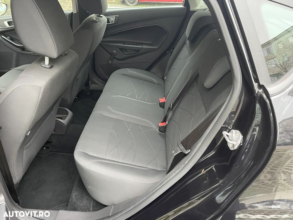 Ford Fiesta - 6