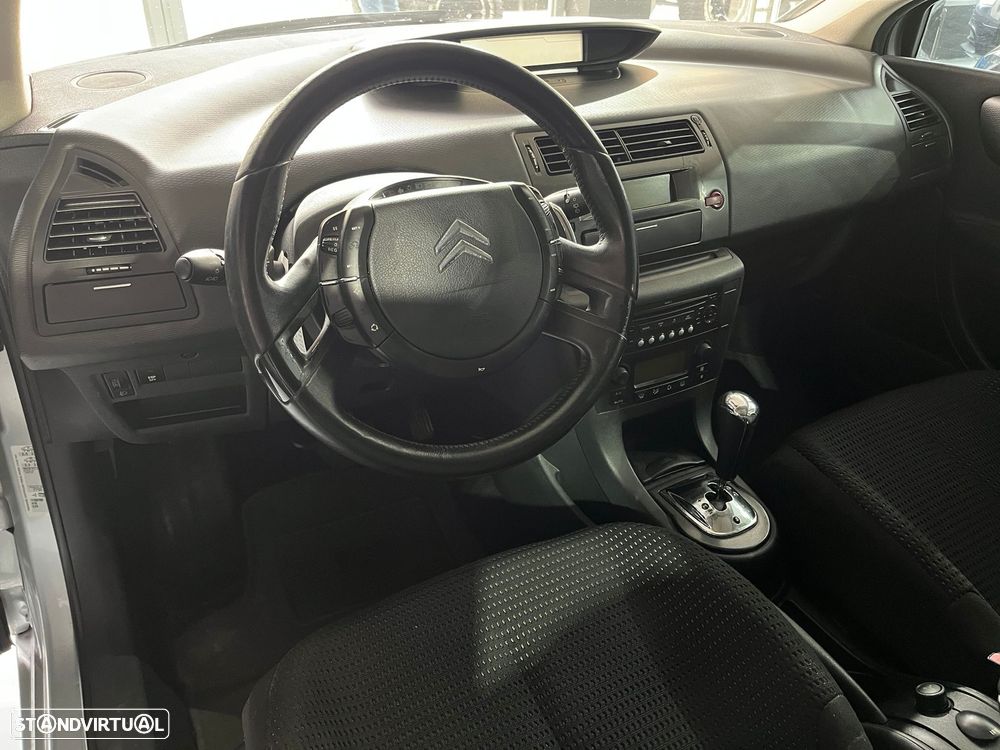 Citroën C4 1.6 HDi Exclusive Airdream - 15