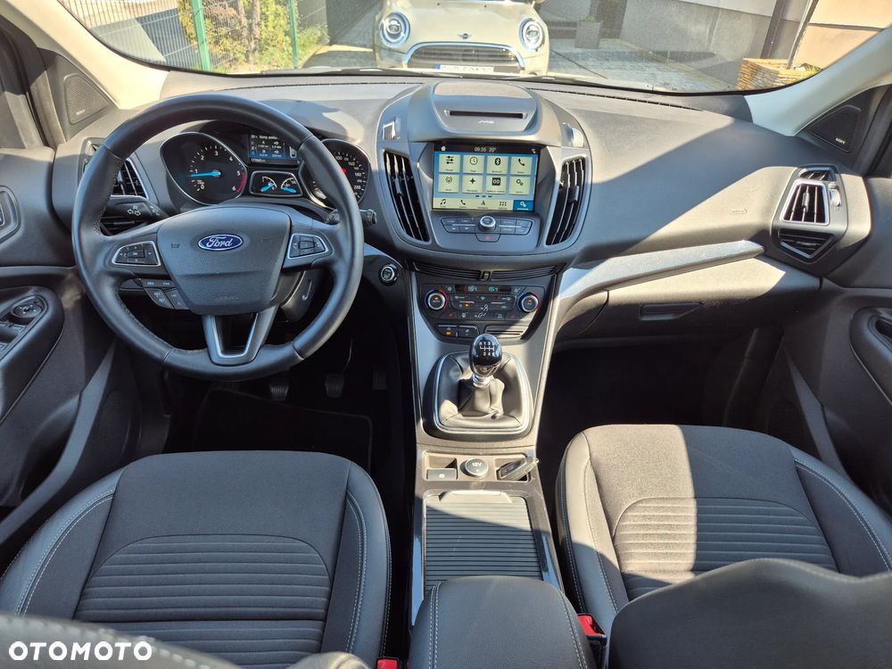 Ford Kuga 2.0 TDCi 4x2 Titanium - 7
