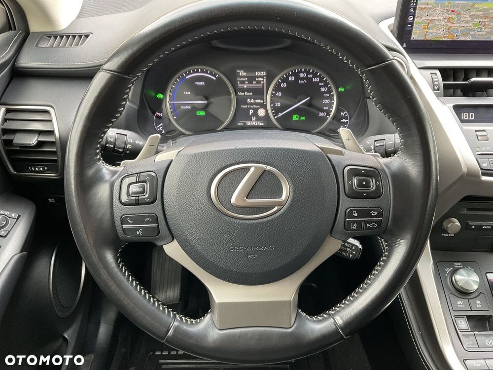 Lexus NX 300h Comfort AWD - 24
