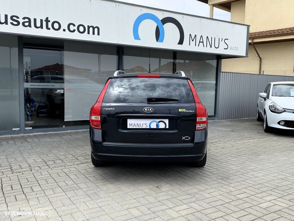 Kia Ceed SW 1.6 CRDi LX ISG - 9