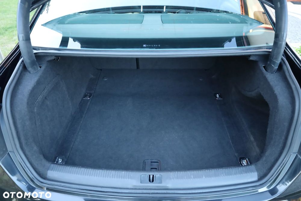 Audi A4 Limousine 1.8 TFSI S line Sportpaket - 23