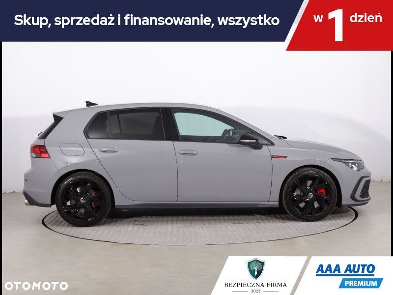 Volkswagen Golf - 7