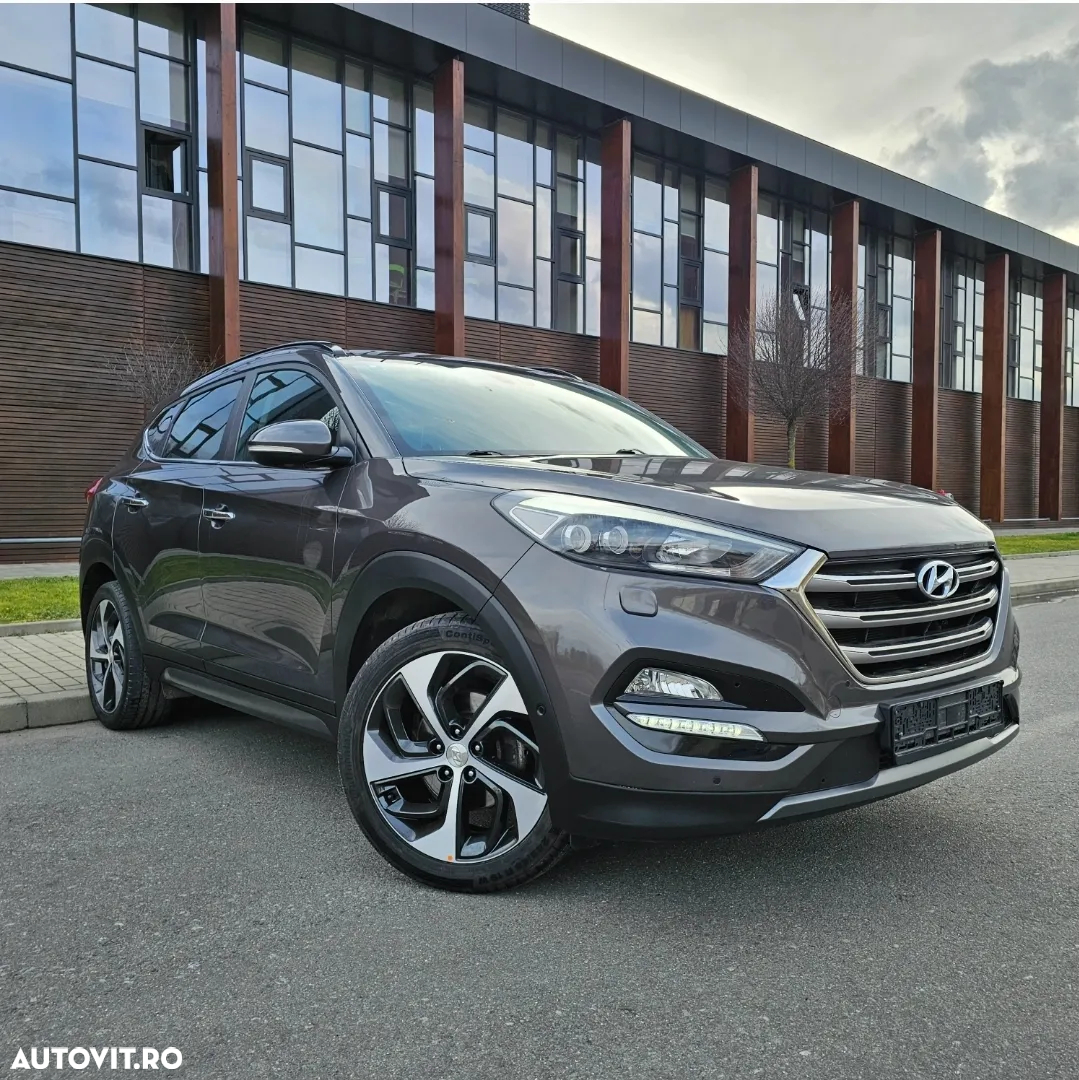 Hyundai Tucson 2.0 CRDI 4WD 8AT Luxury - 3