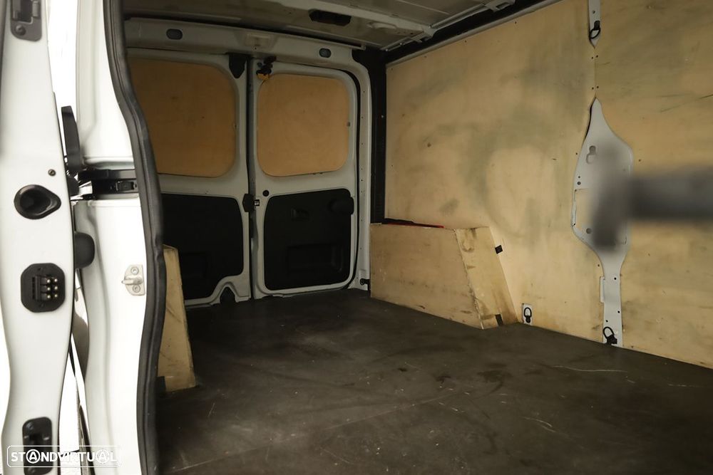 Renault trafic 2.0 blue dci l1h1 - 18