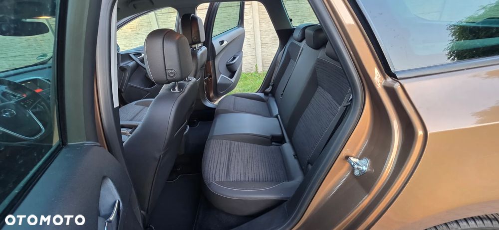 Opel Astra 1.4 Turbo Edition - 22