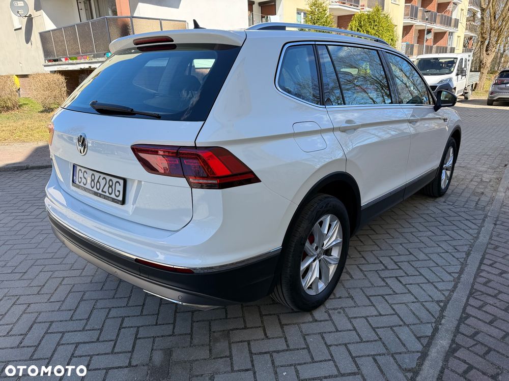 Volkswagen Tiguan - 24