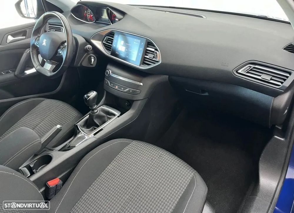 Peugeot 308 1.2 PureTech Active - 13