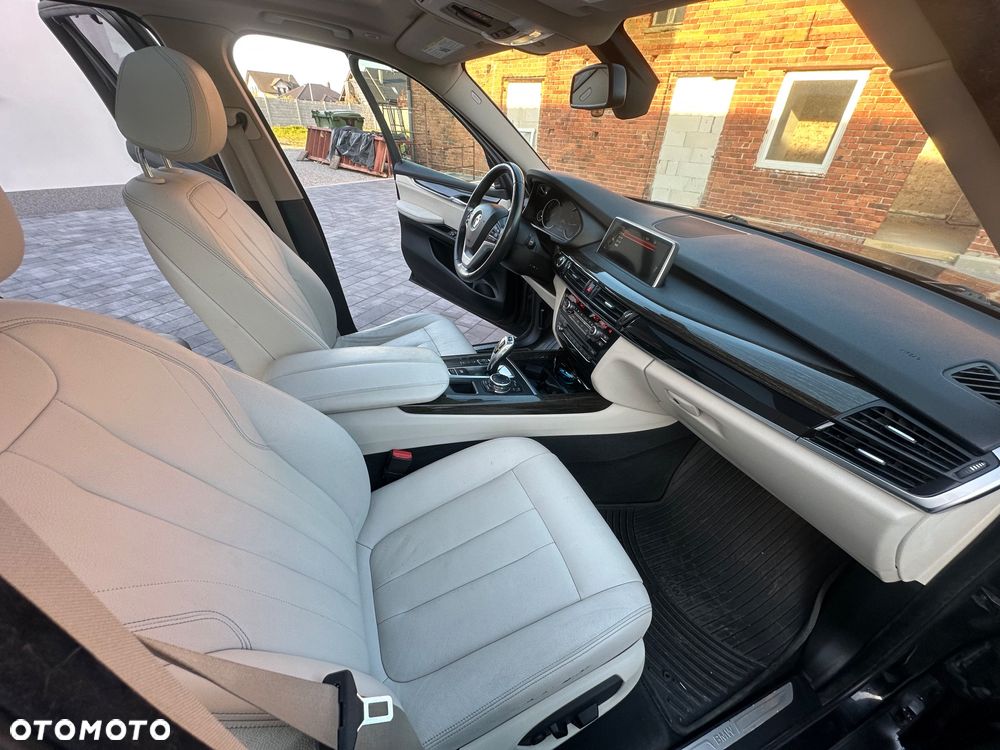 BMW X5 3.5i xDrive - 10