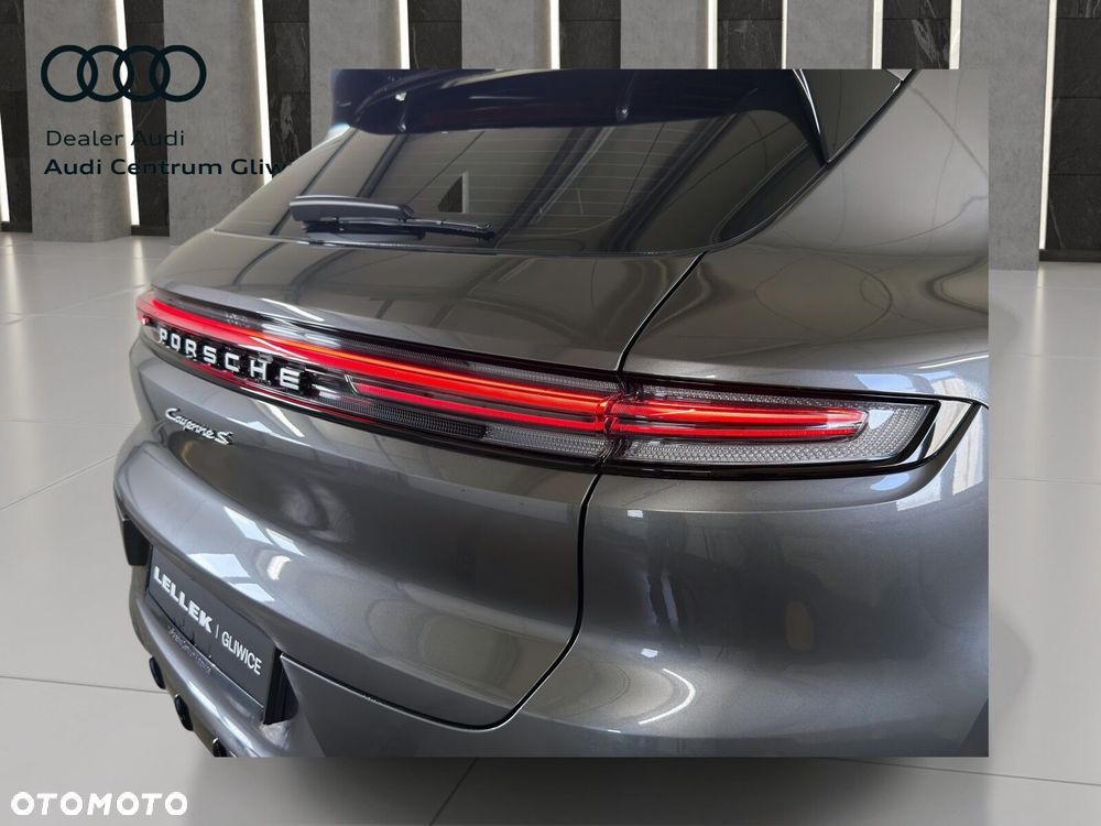 Porsche Cayenne - 28