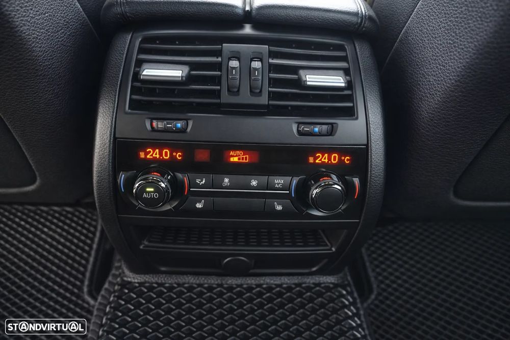 BMW M550d xDrive Auto - 31