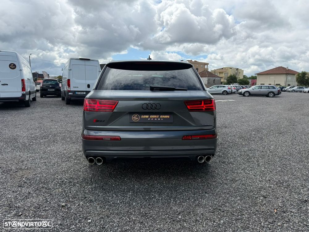 Audi Q7 3.0 TDI quattro tiptronic 7L - 12