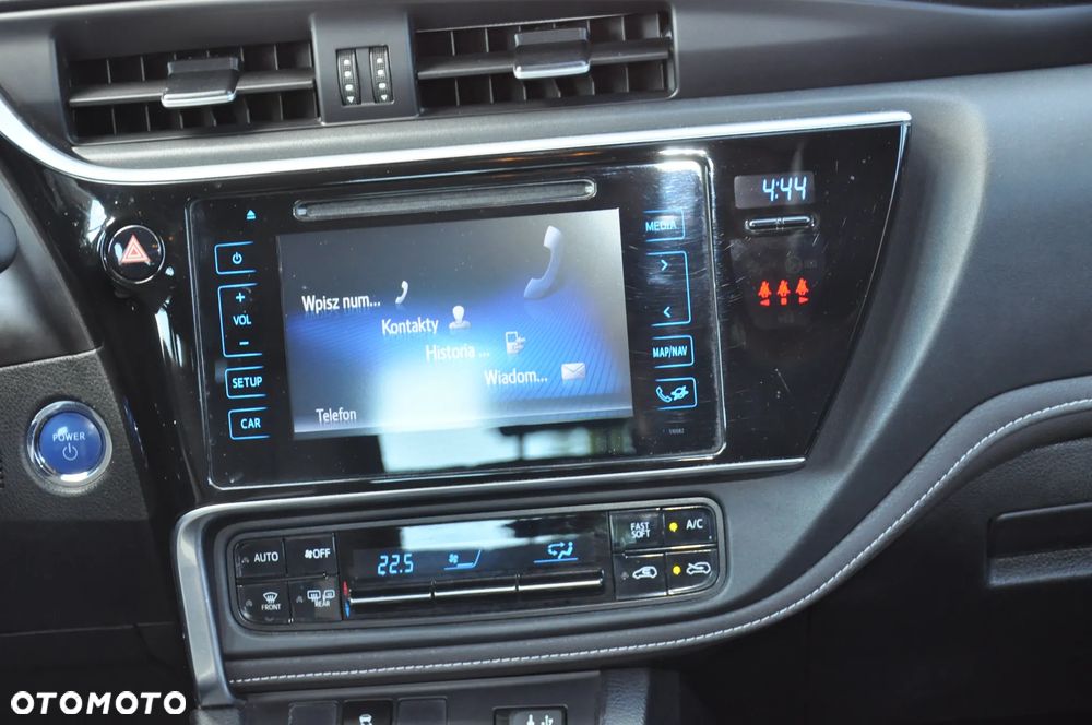 Toyota Auris - 36
