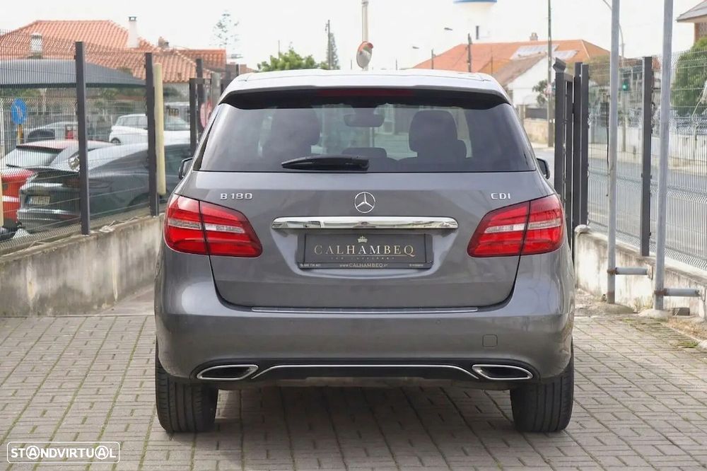 Mercedes-Benz B 180 (CDI) d 7G-DCT Urban - 4