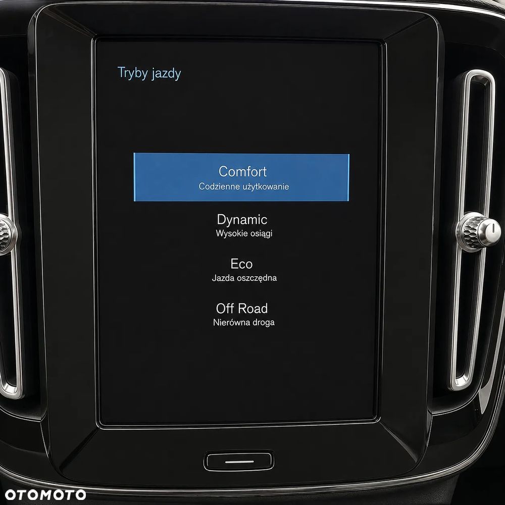 Volvo XC 40 T3 Momentum Pro - 39