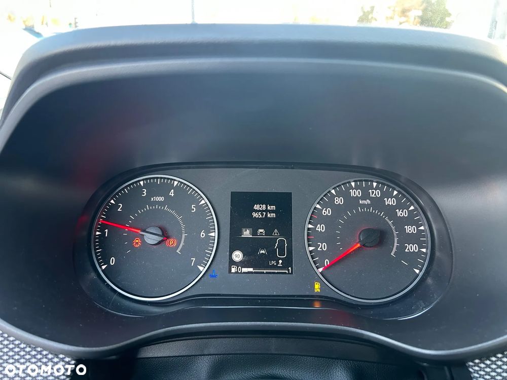 Dacia Sandero 1.0 TCe Expression - 11