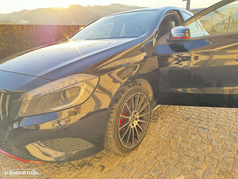 Mercedes-Benz A 180 d Urban - 12