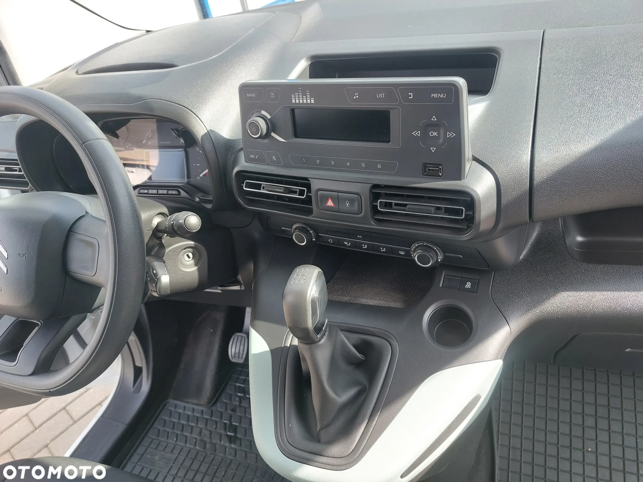 Opel Combo Life 1.5 CDTI Elite S&S - 27