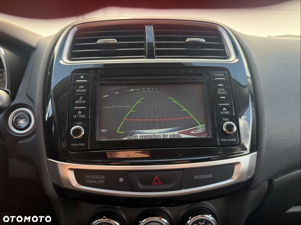 Mitsubishi ASX 1.6 Instyle - 19