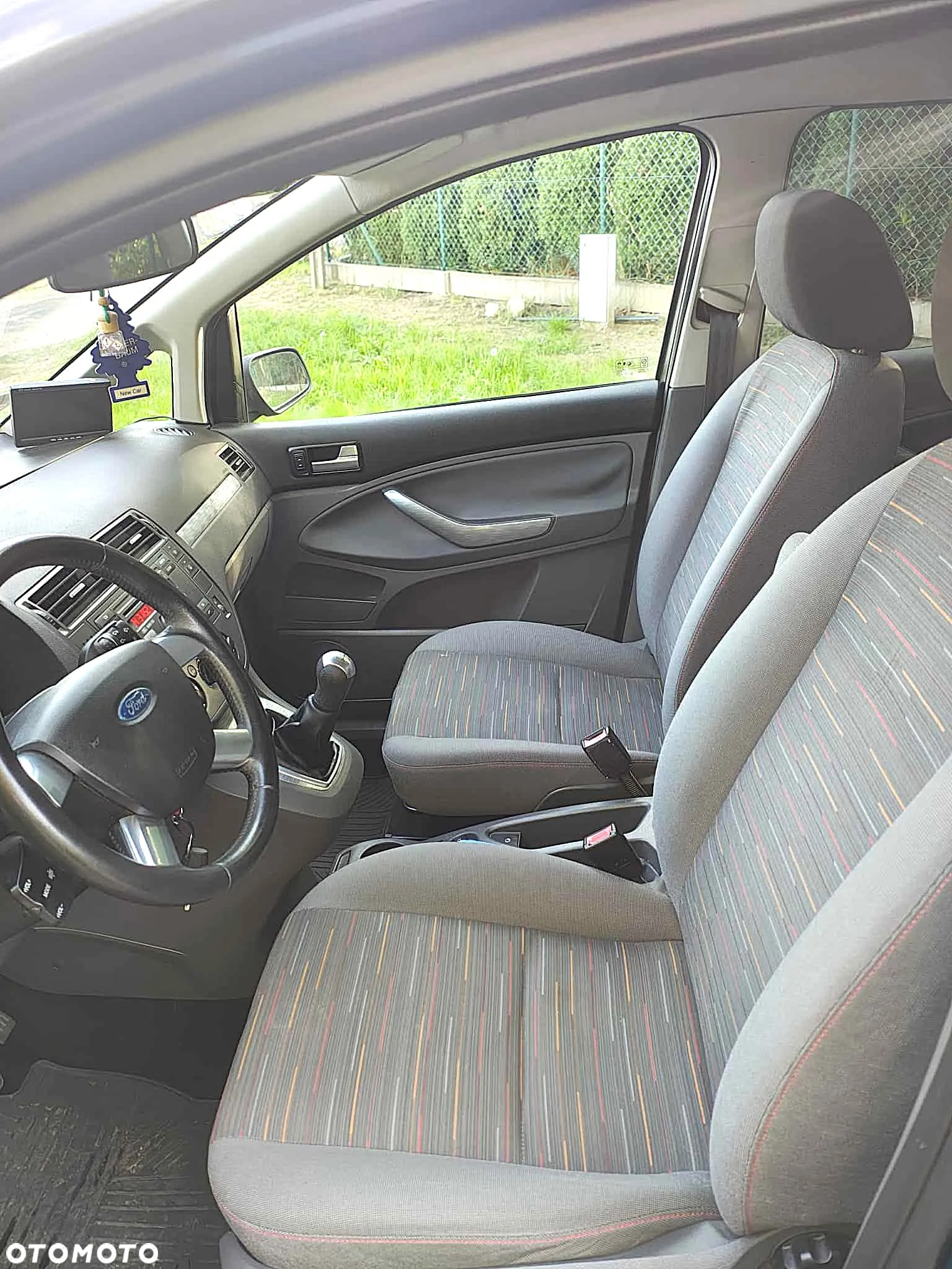 Ford Focus C-Max 1.8 Ghia - 24