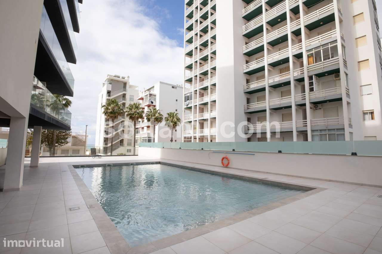 Apartamento T2 Venda em Quarteira,Loulé - Grande imagem: 2/18