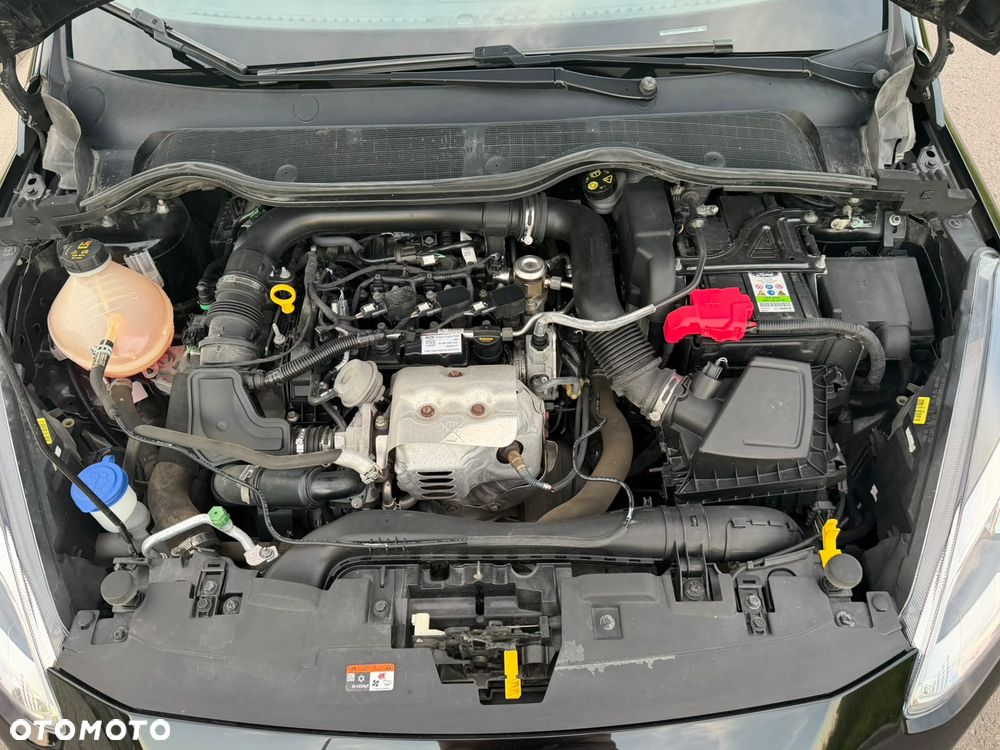 Ford Fiesta 1.0 EcoBoost S&S ST-LINE - 11