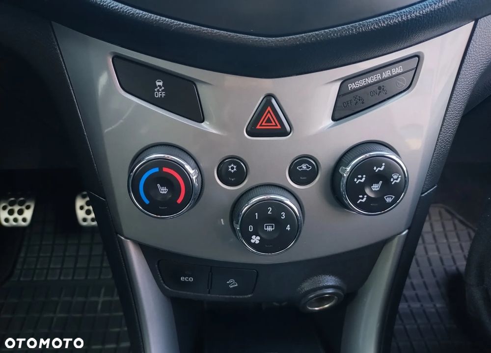 Chevrolet Trax 1.4T AWD LT+ - 12